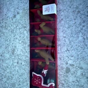 “New” Sleigh Hill Red Sleigh and Reindeer Holiday 6ft garland set